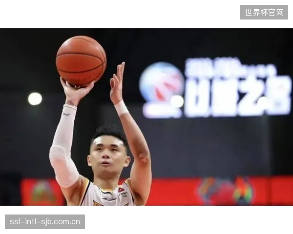 辽宁本钢本赛季表现不及预期,最终仅列常规赛第九,并在季后赛首轮遭淘汰。 辽宁本钢本赛季表现不及预期,最终仅列常规赛第九,并在季后赛首轮遭淘汰。